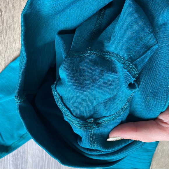 Turquoise Alphalete Leggings - Picture 8 of 9